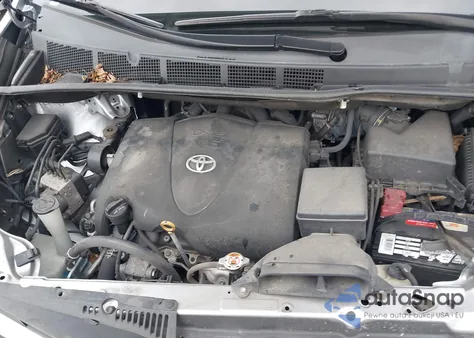 2018 Toyota Sienna Le 8 Passenger из США, поврежденный, VIN 5TDKZ3DC6JS904910